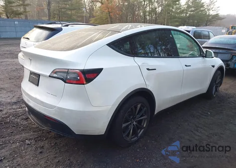 2021 Tesla Model Y Long Range Dual Motor All-Wheel Drive from USA, damaged, VIN 5YJYGDEE5MF077870